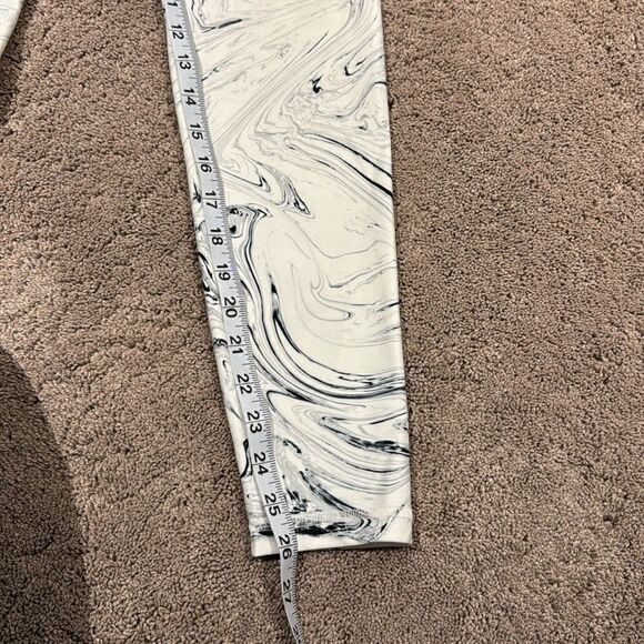 Balance collection leggings! Size medium black and white like new - Picture 5 of 7
